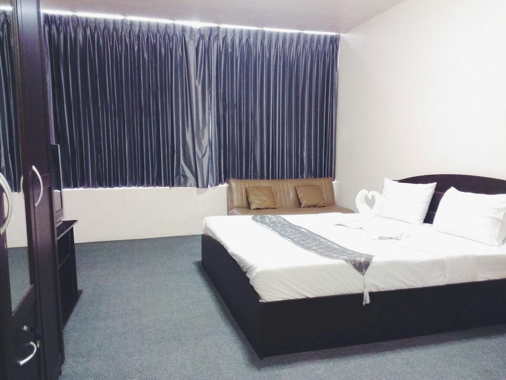 King Royal 2 Hotel Bangkok Buitenkant foto
